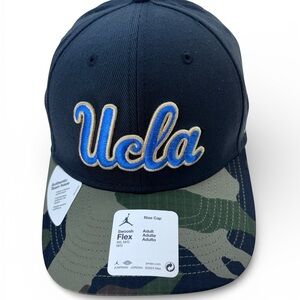 UCLA Cap Jordan Team Issue Swoosh Performance Flex Cap M/L Camo Brim Military